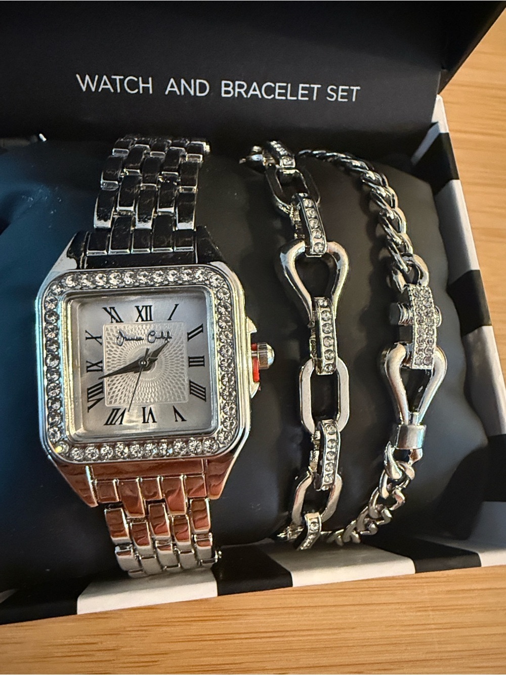Jessica Carlyle Women's Silver-Tone Watch Bracelet Set Roman Box